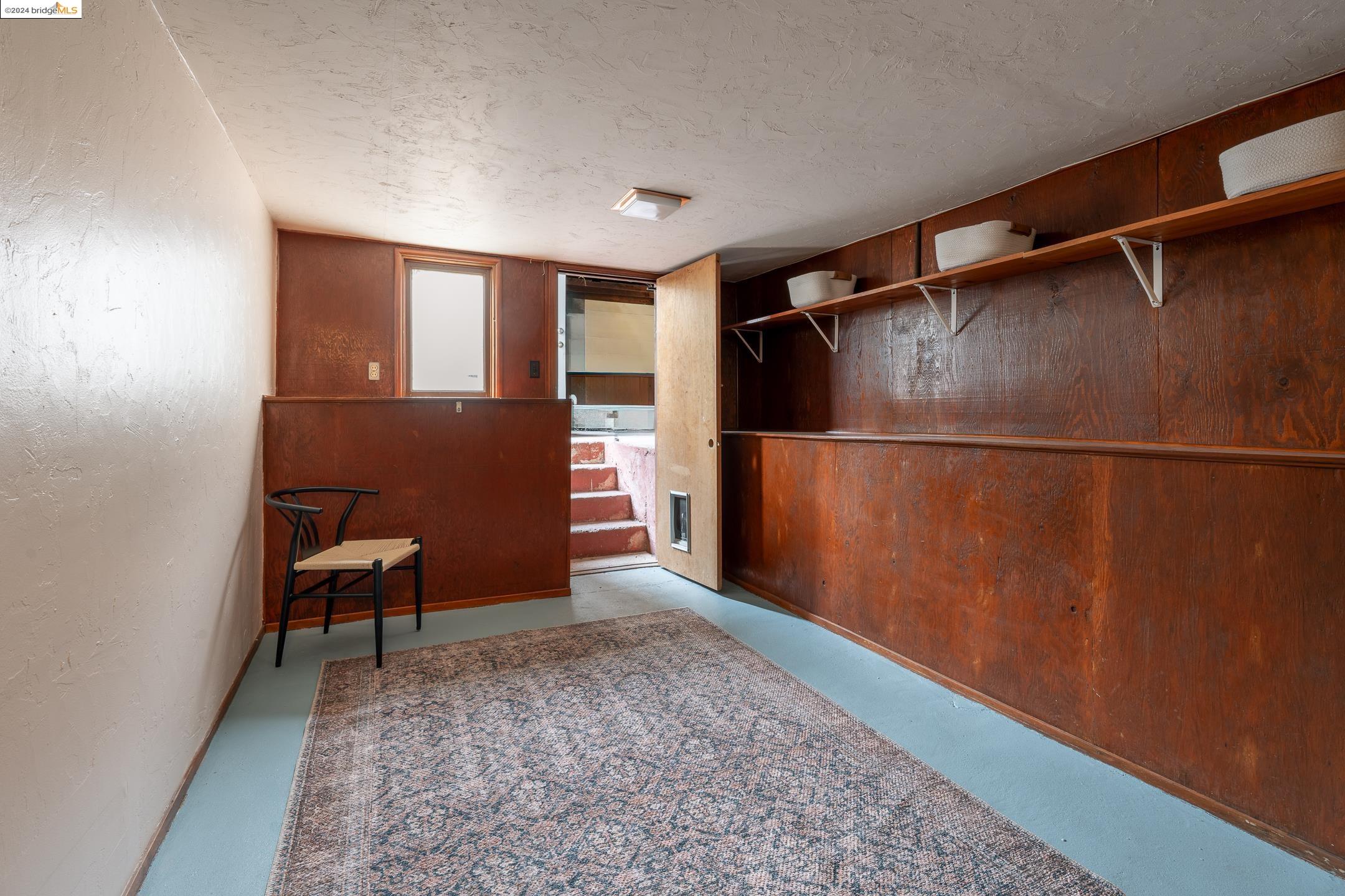 326 W Broadmoor Blvd