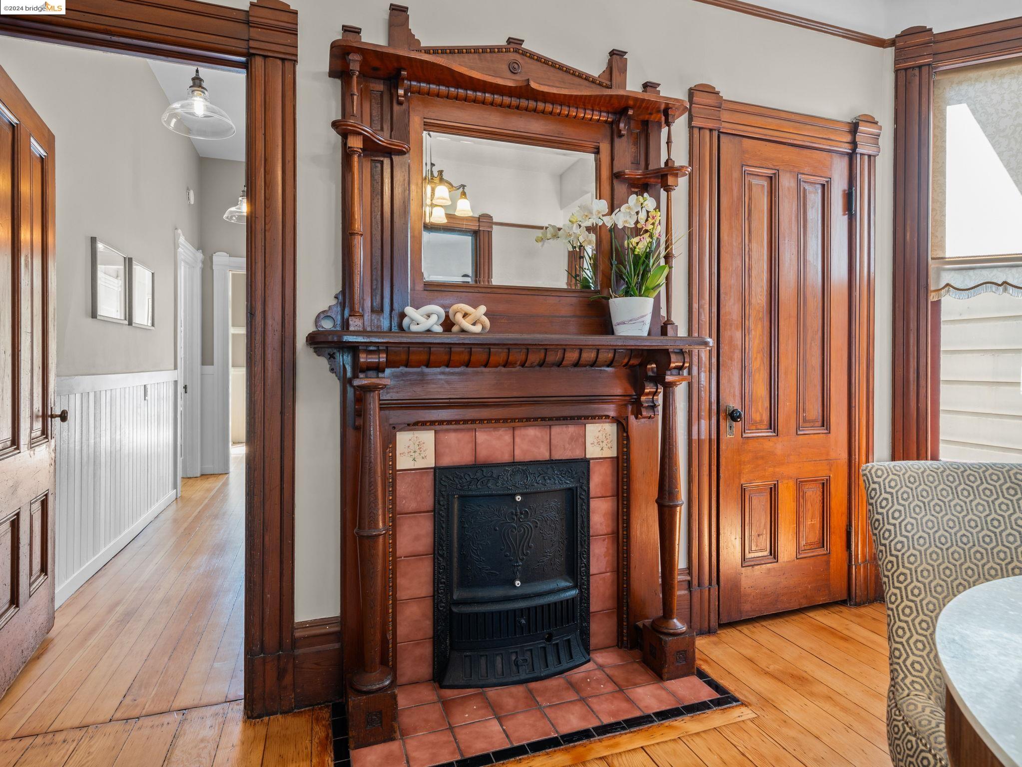 3210 Encinal