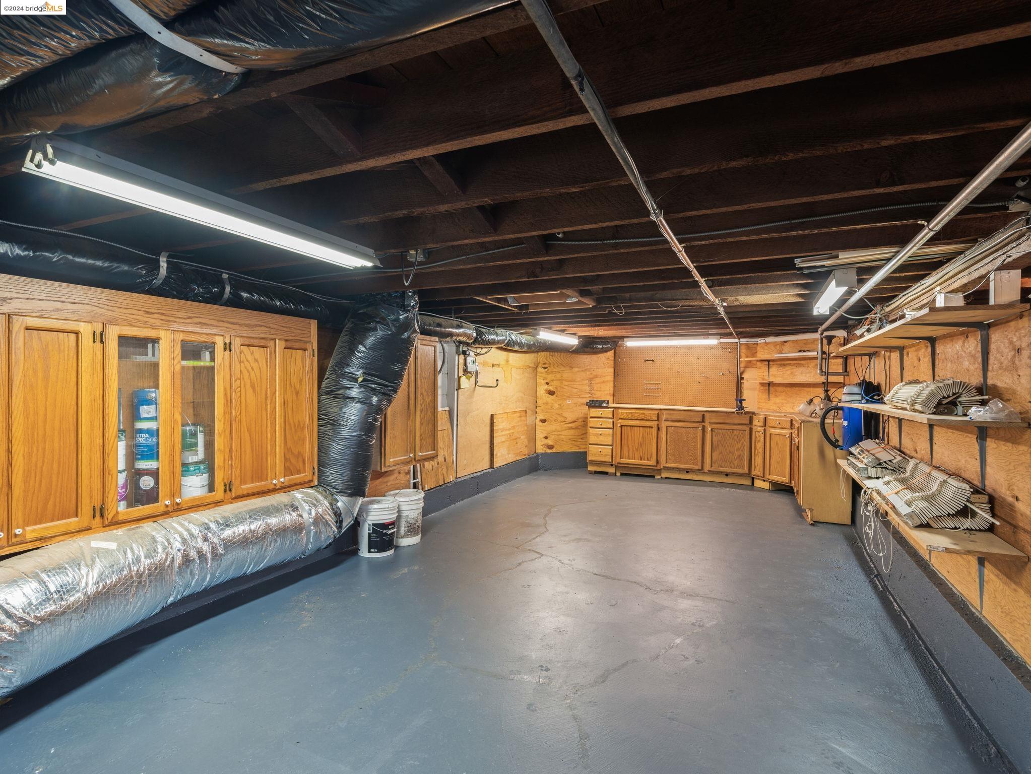 3210 Encinal