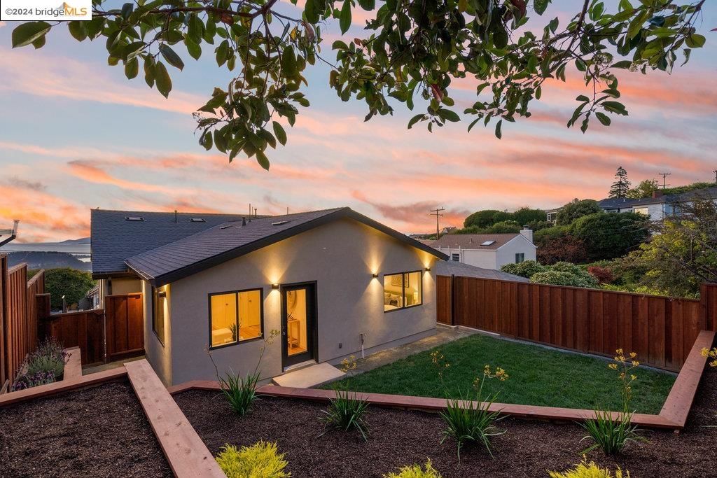 207 Cambridge Avenue