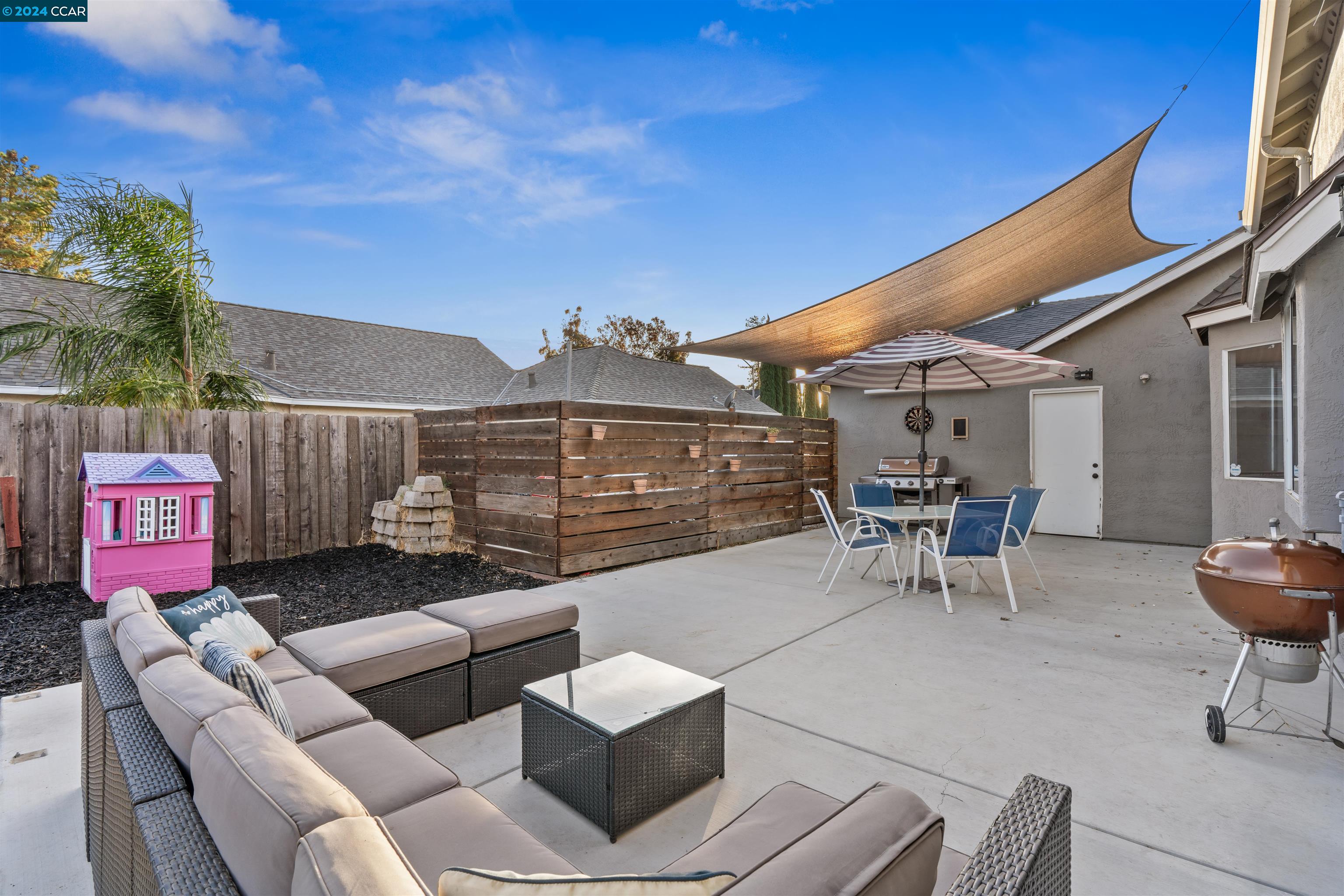 22 Korbel Ct