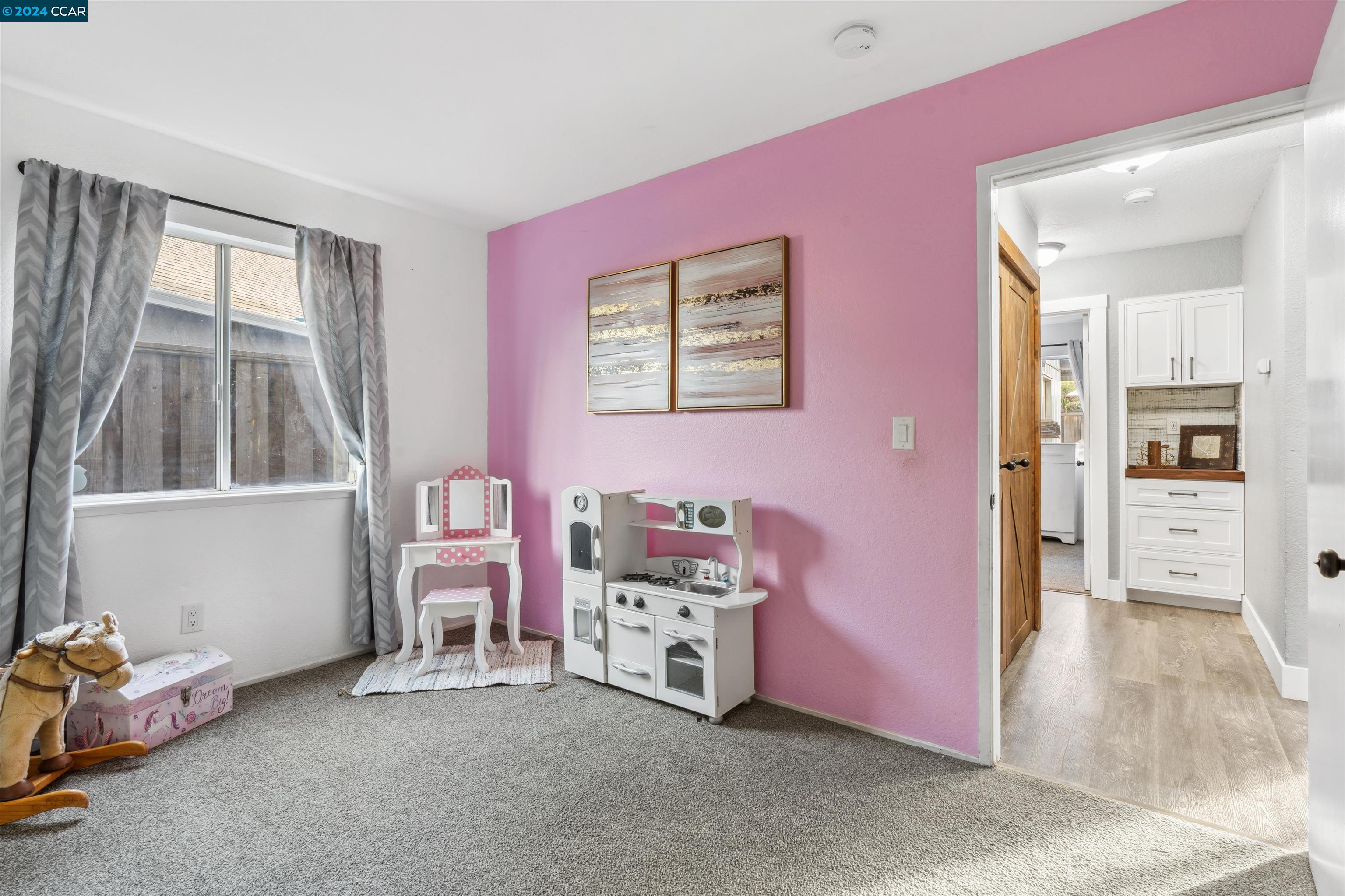 22 Korbel Ct