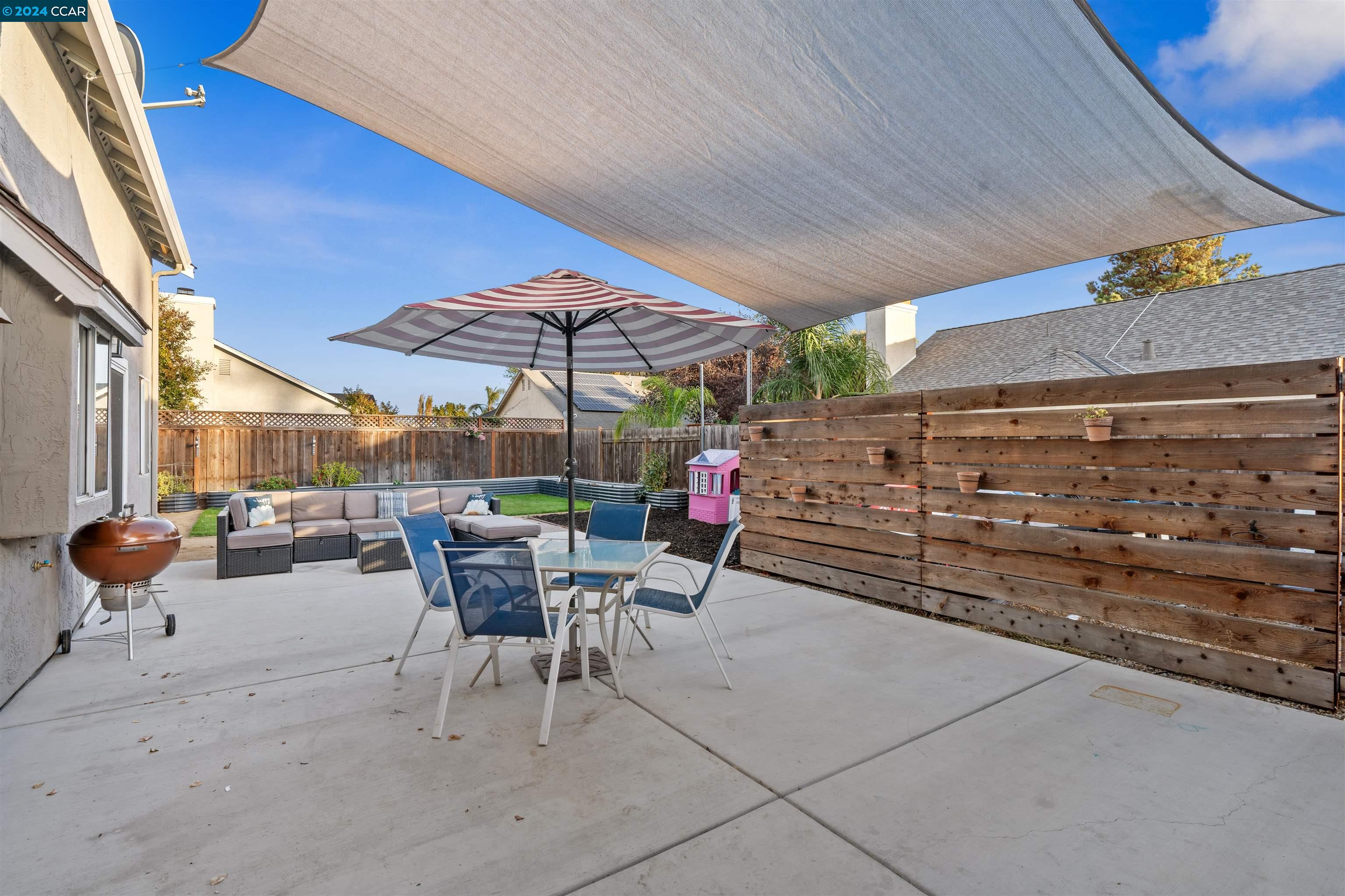 22 Korbel Ct