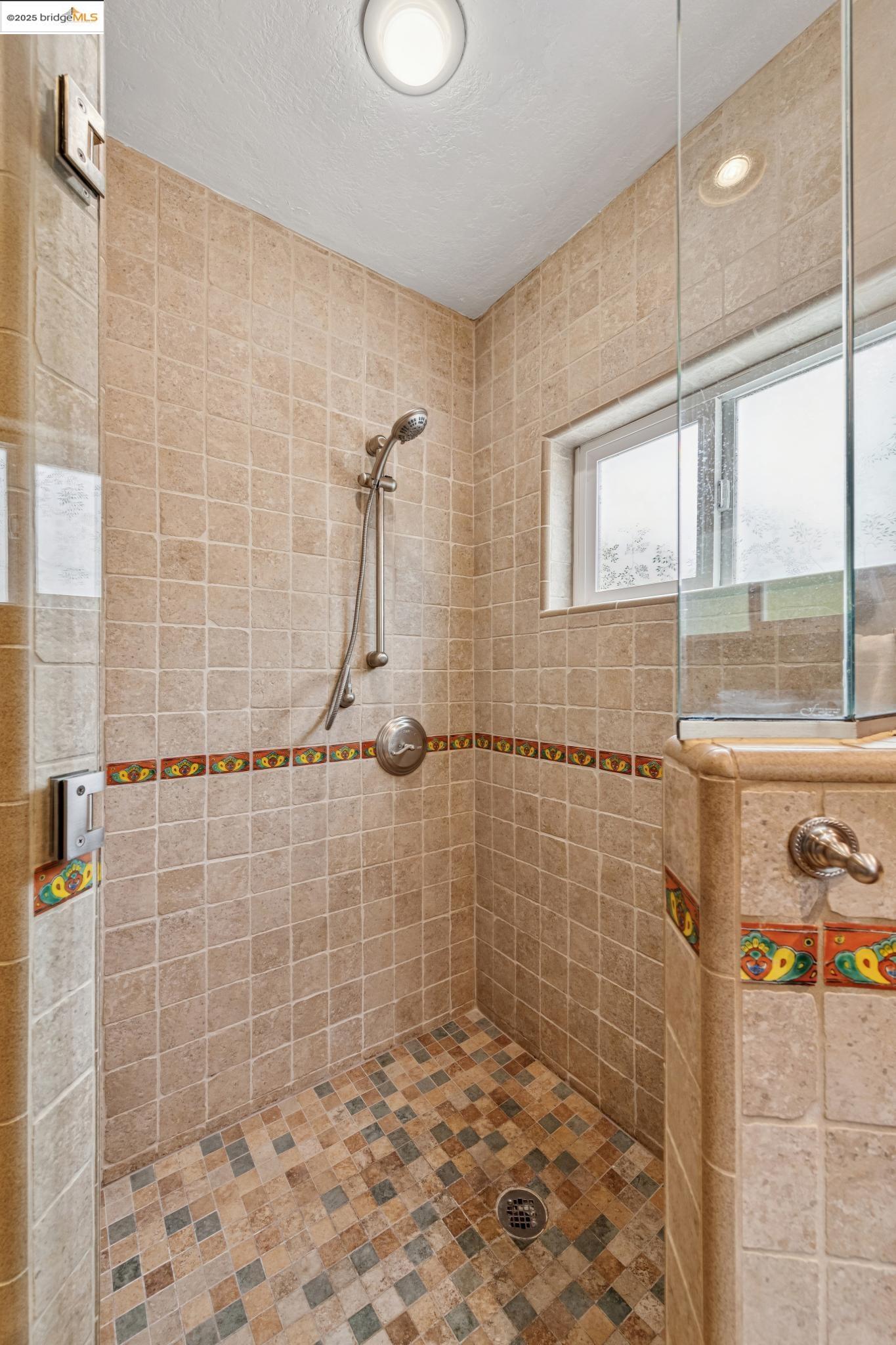 4125 Kuhnle Ave, Oakland