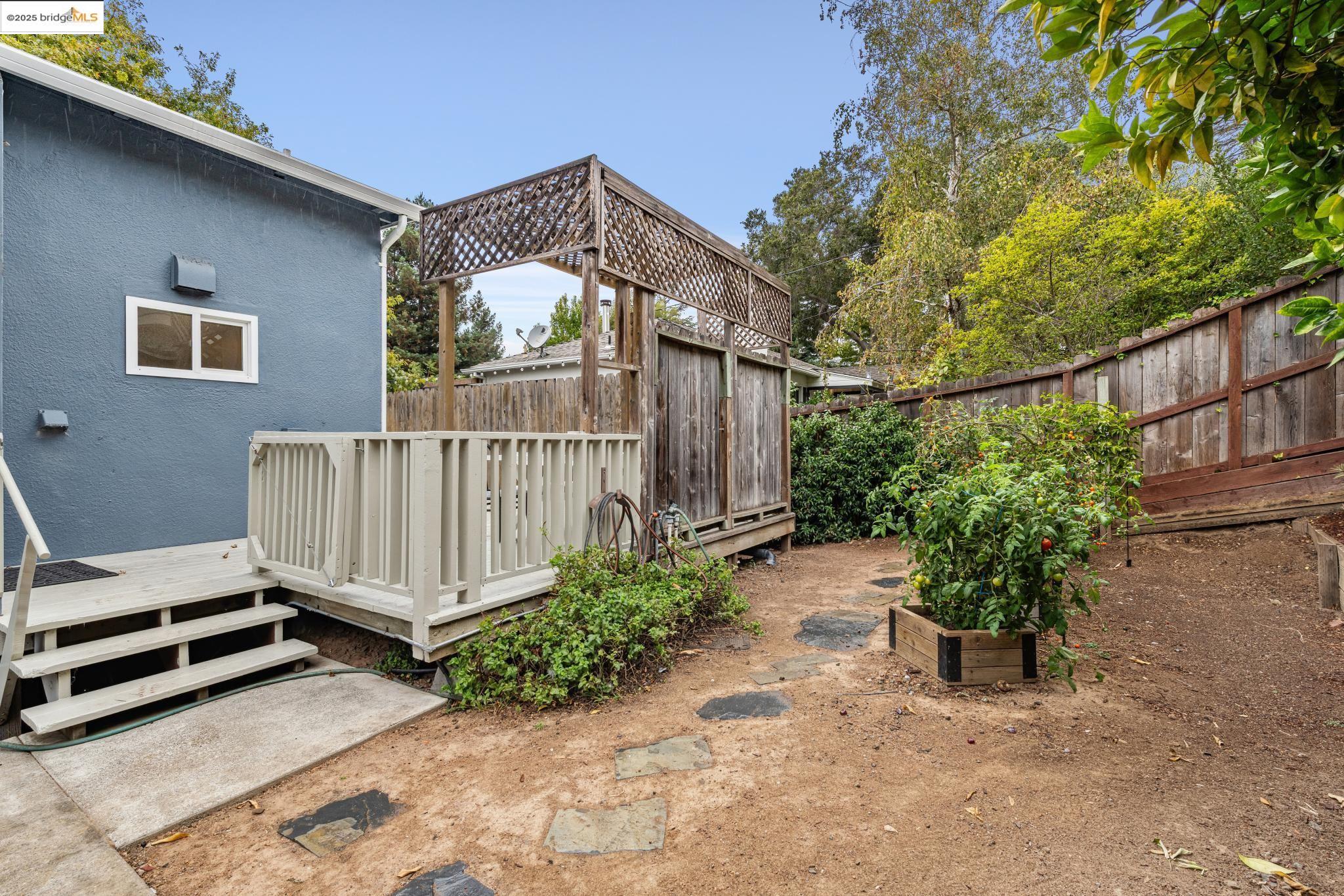 4125 Kuhnle Ave, Oakland