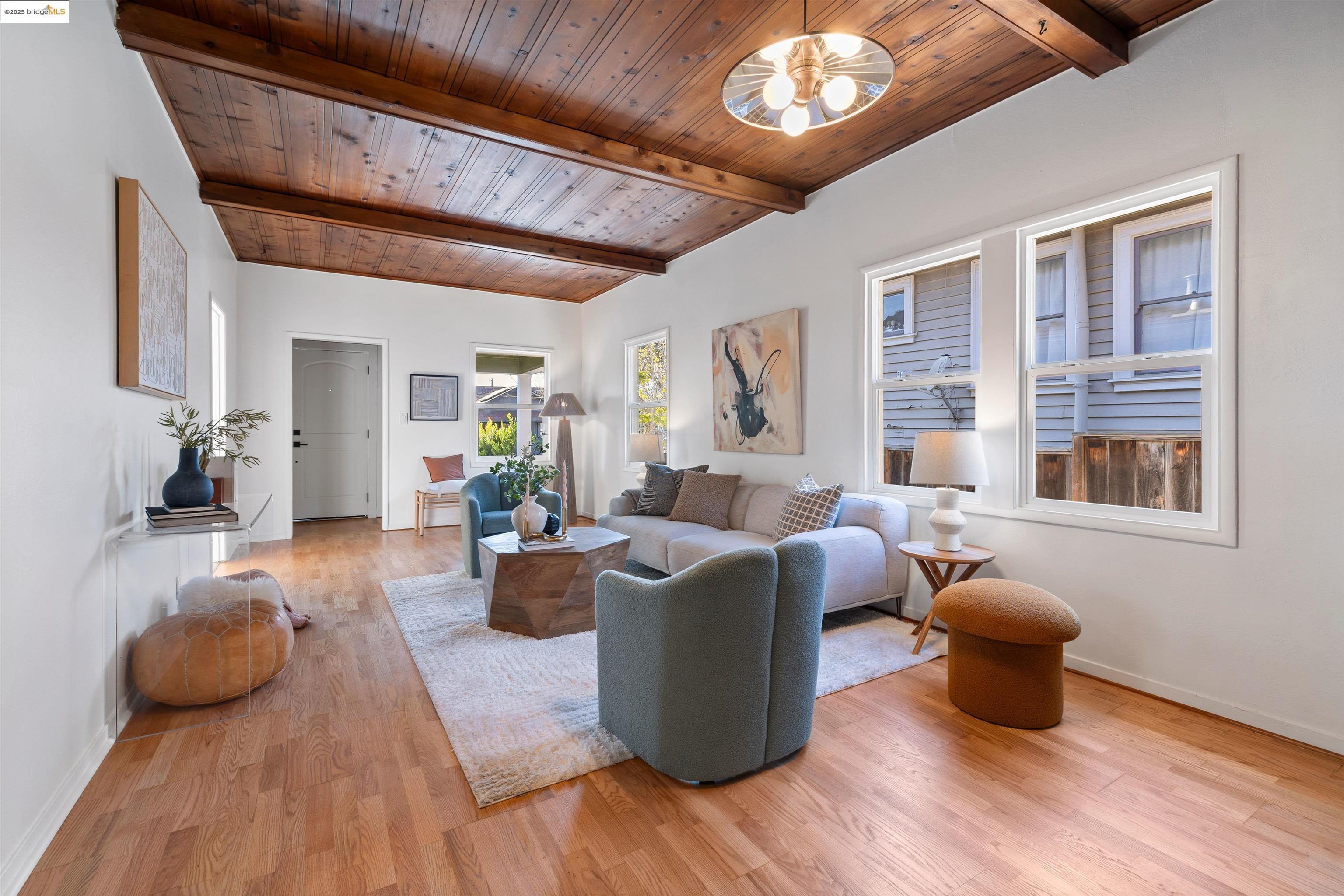 4118 Aqua Vista St, Oakland