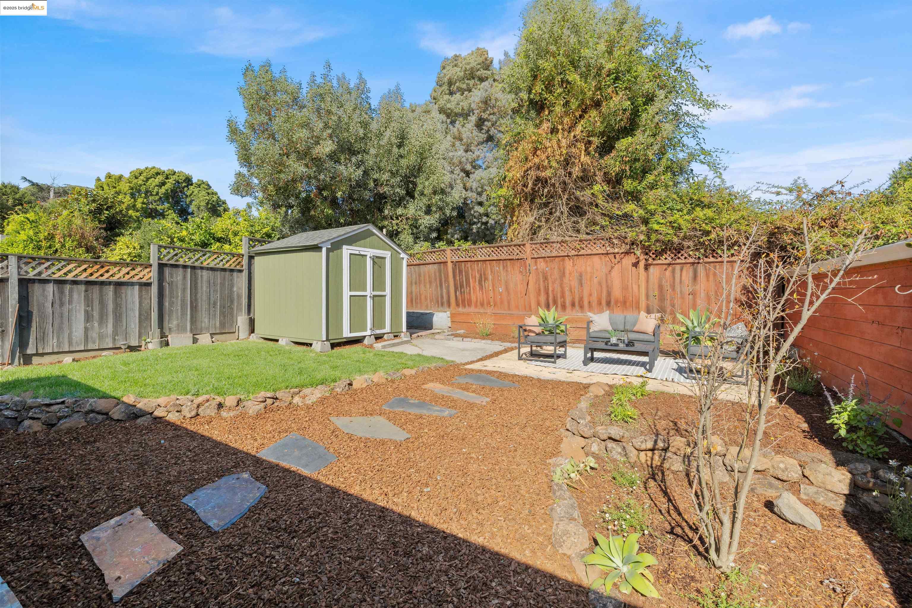 4118 Aqua Vista St, Oakland