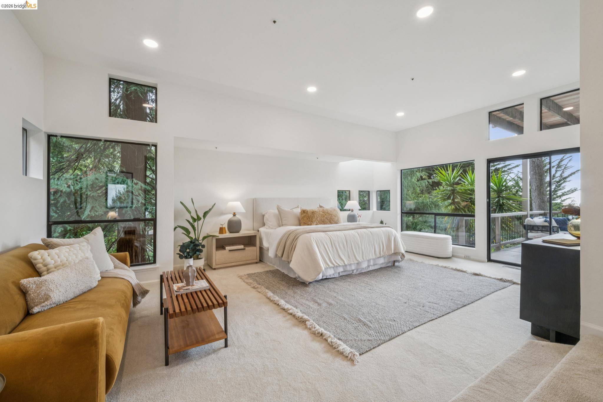 6051 Westover Dr