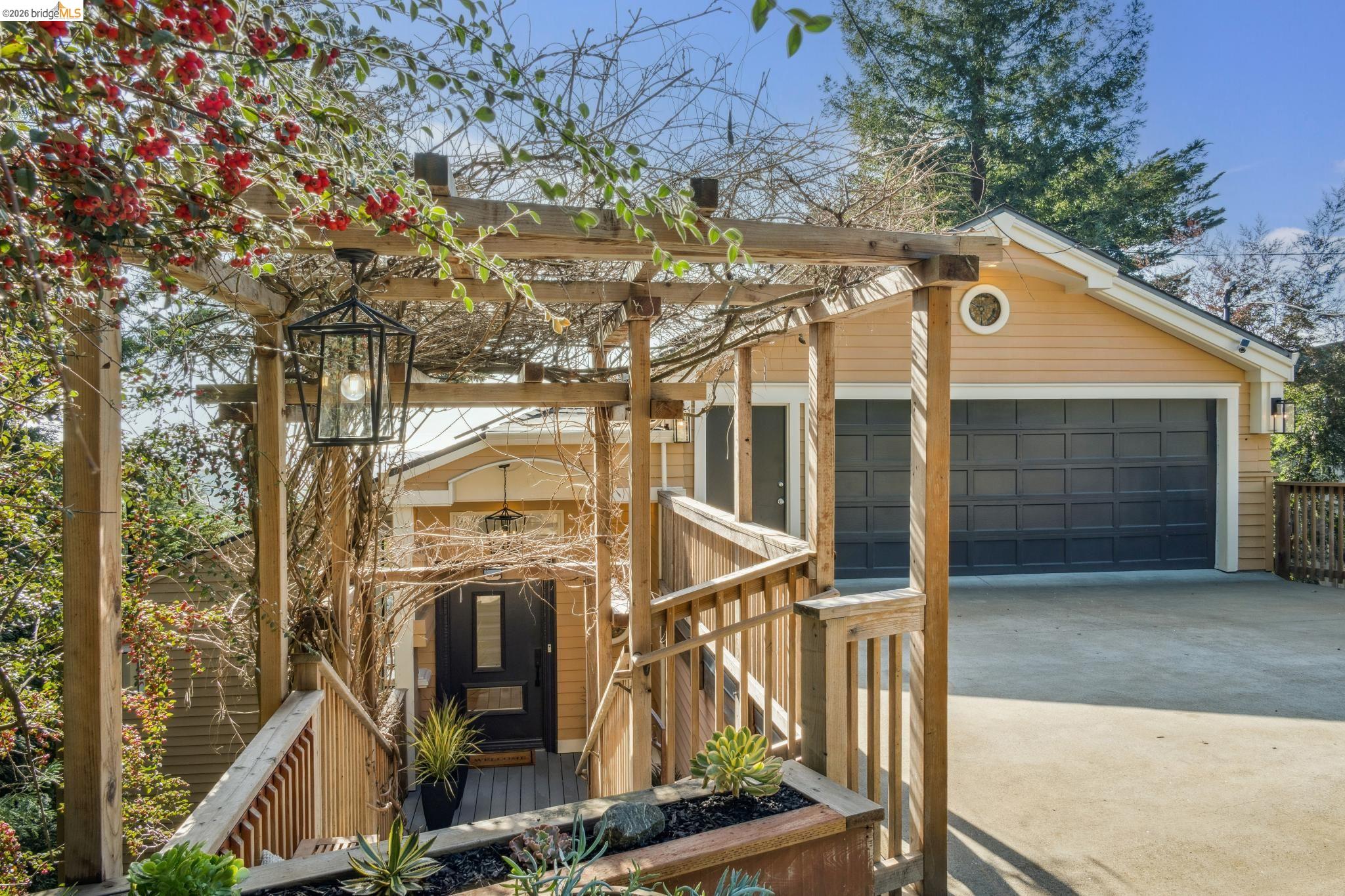 6051 Westover Dr