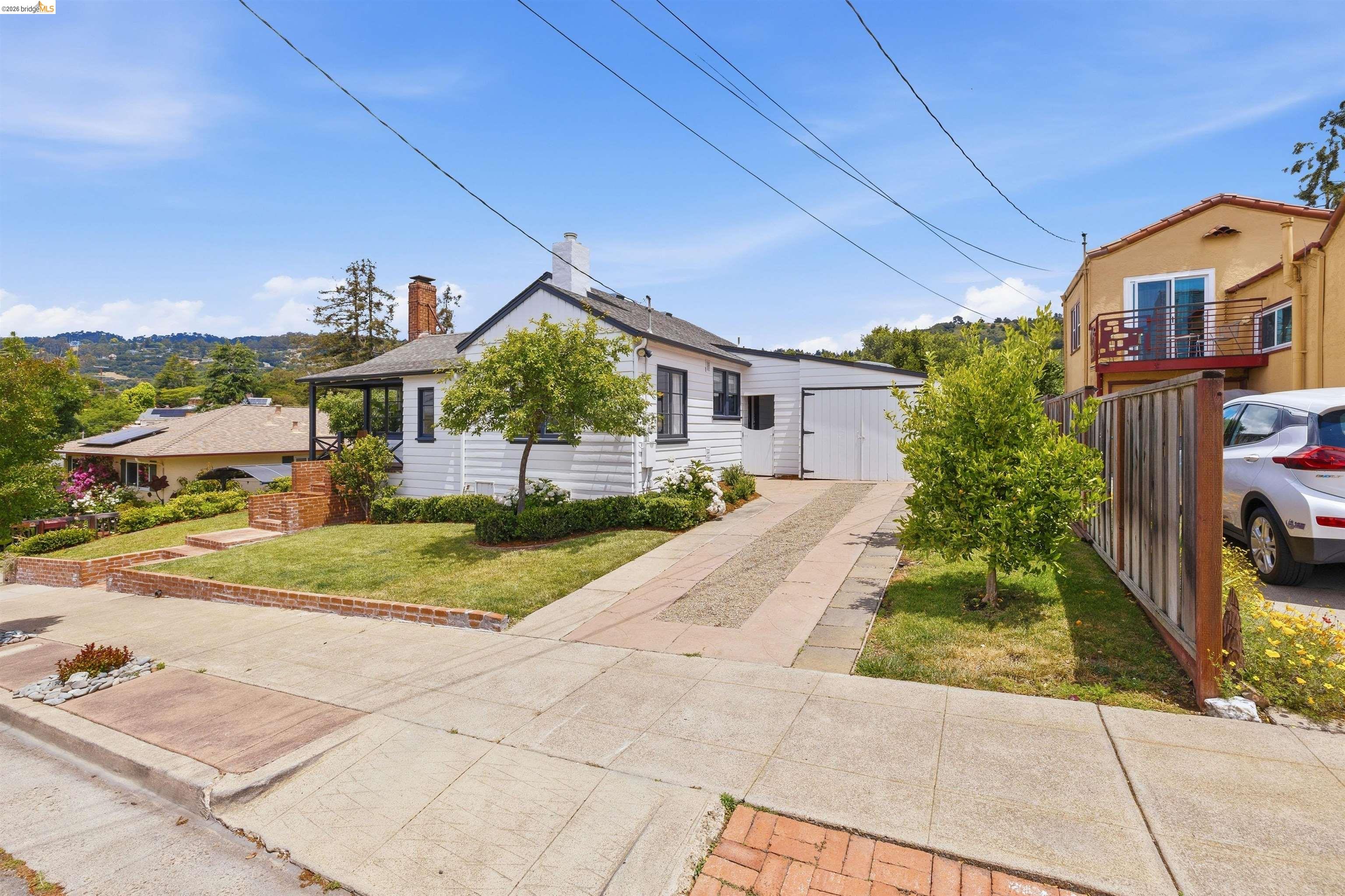 4638 Reinhardt Dr