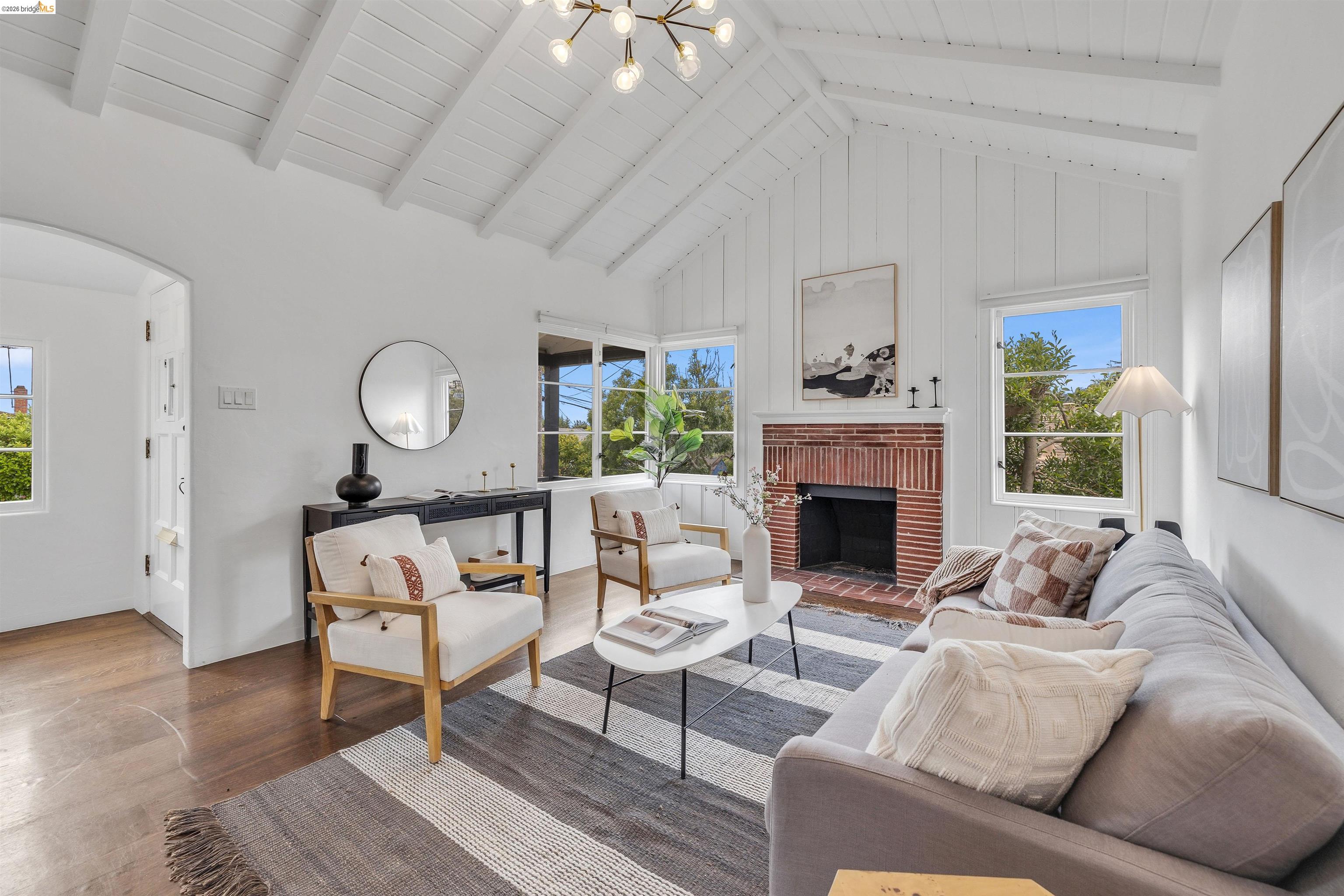 4638 Reinhardt Dr