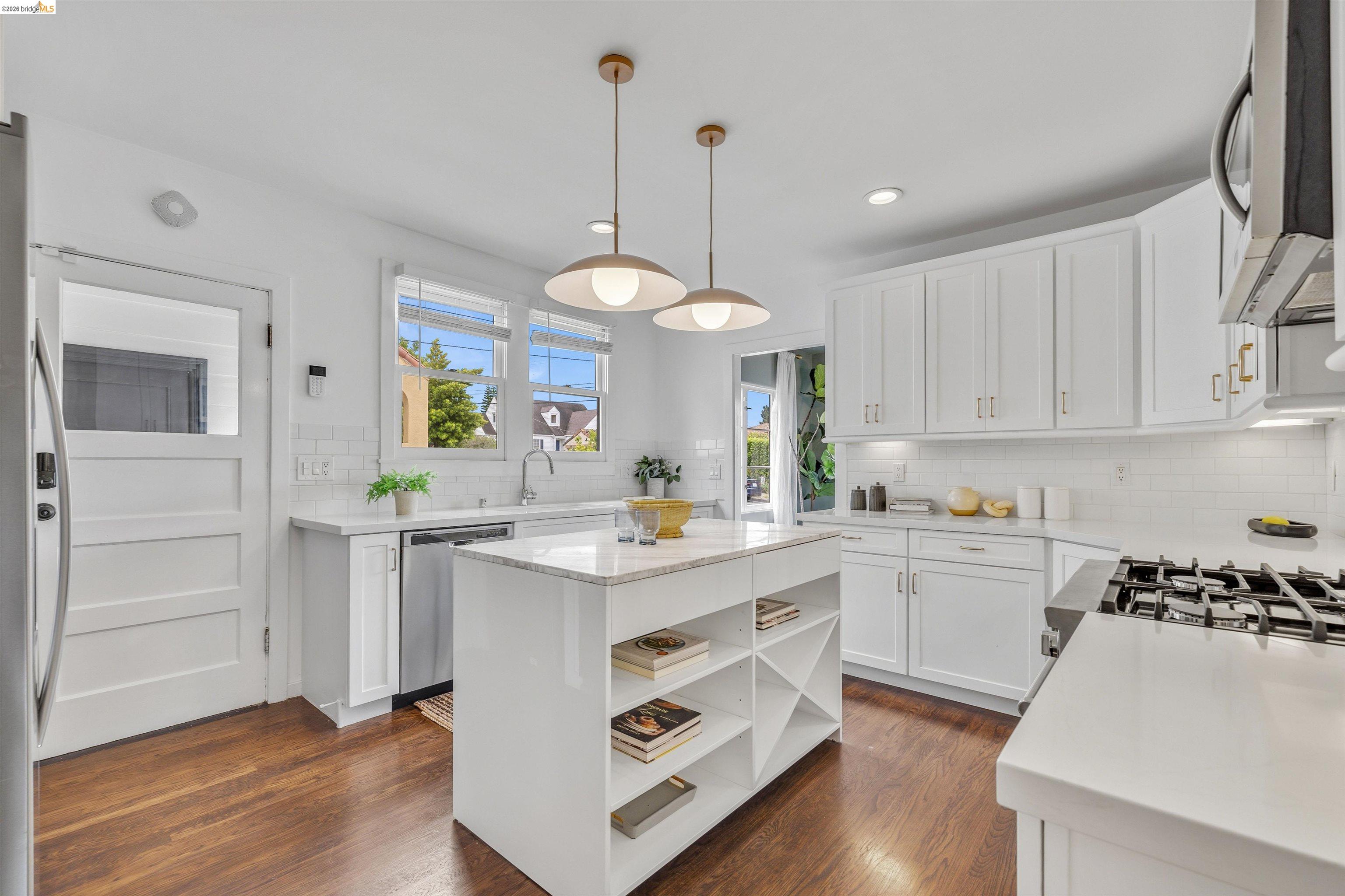4638 Reinhardt Dr