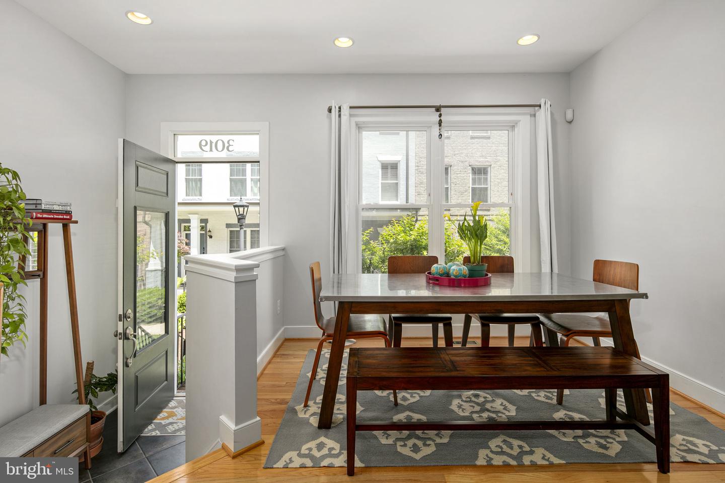 3019 Chancellors Way NE