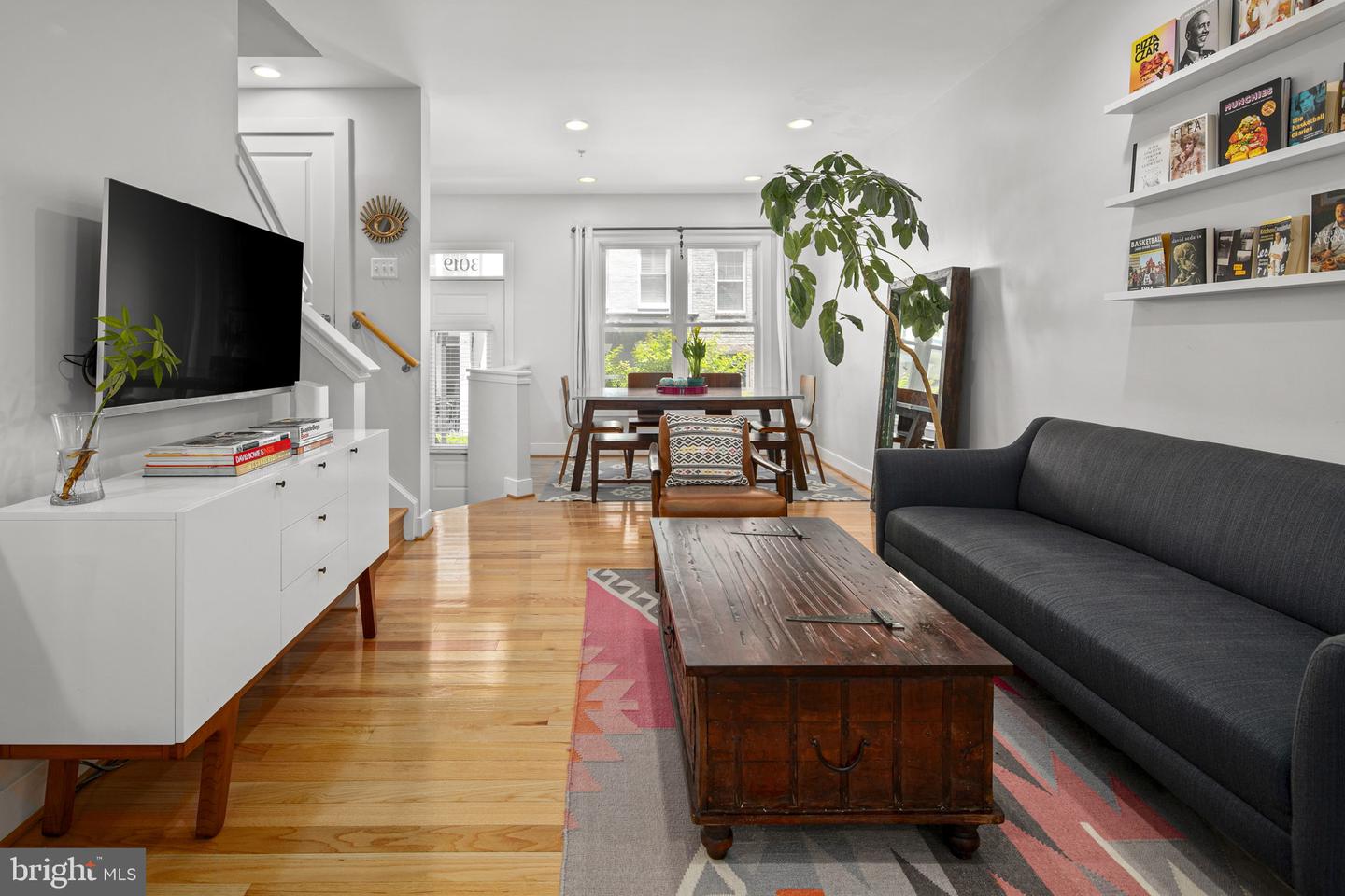 3019 Chancellors Way NE