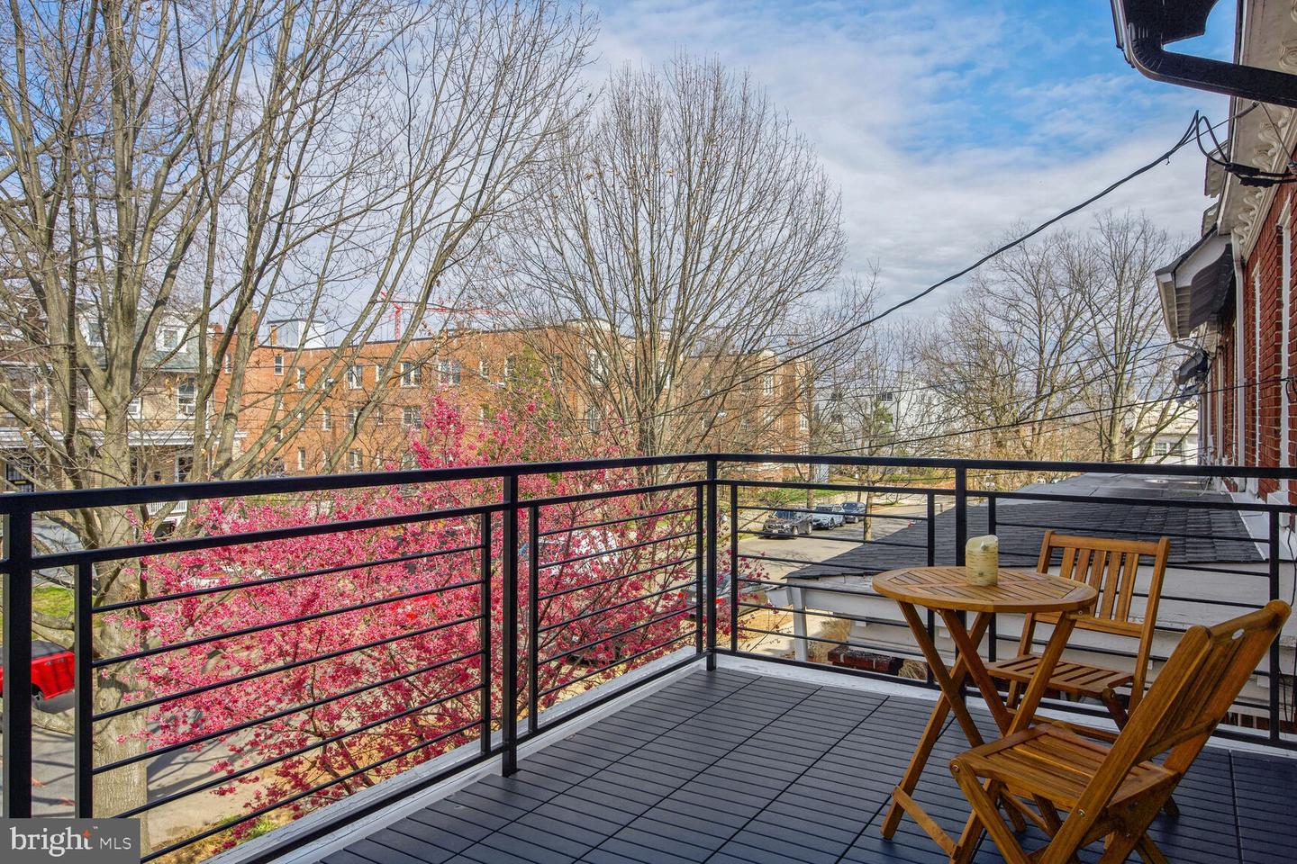 1312 Longfellow St NW