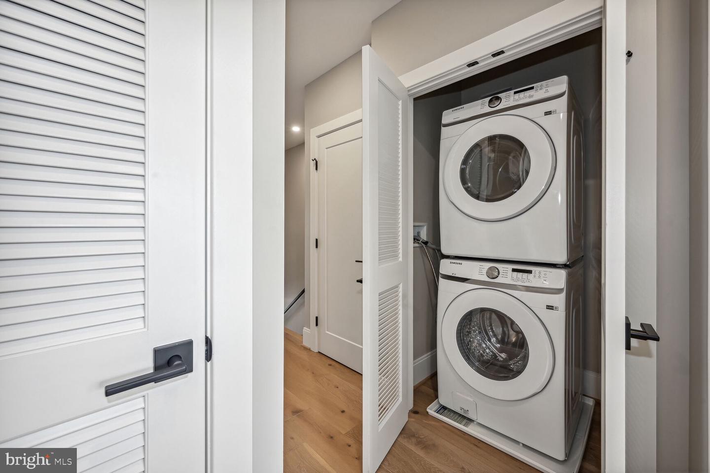 1312 Longfellow St NW