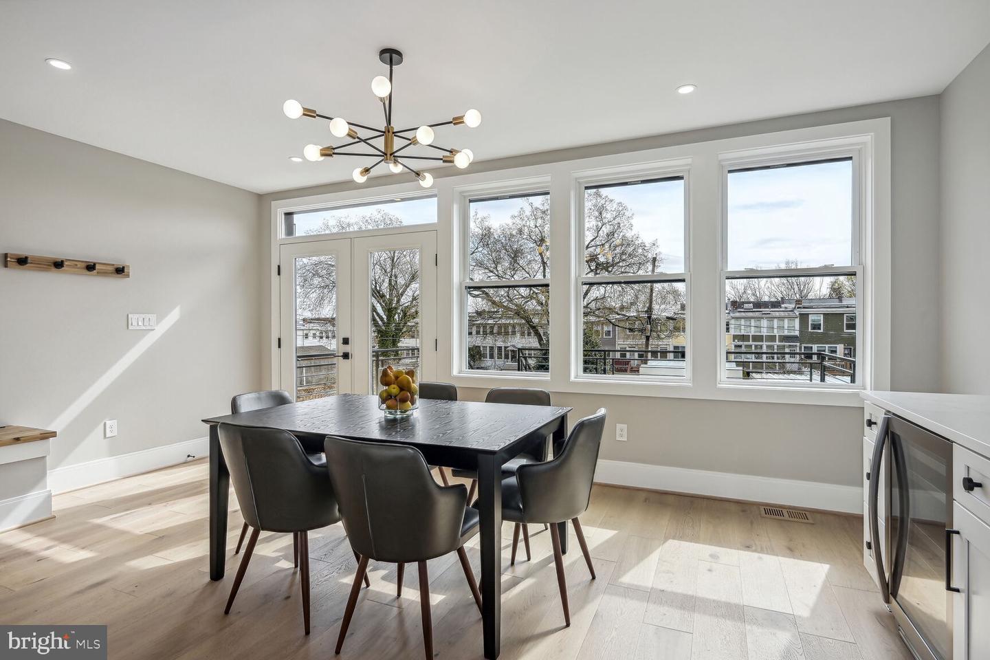 1312 Longfellow St NW