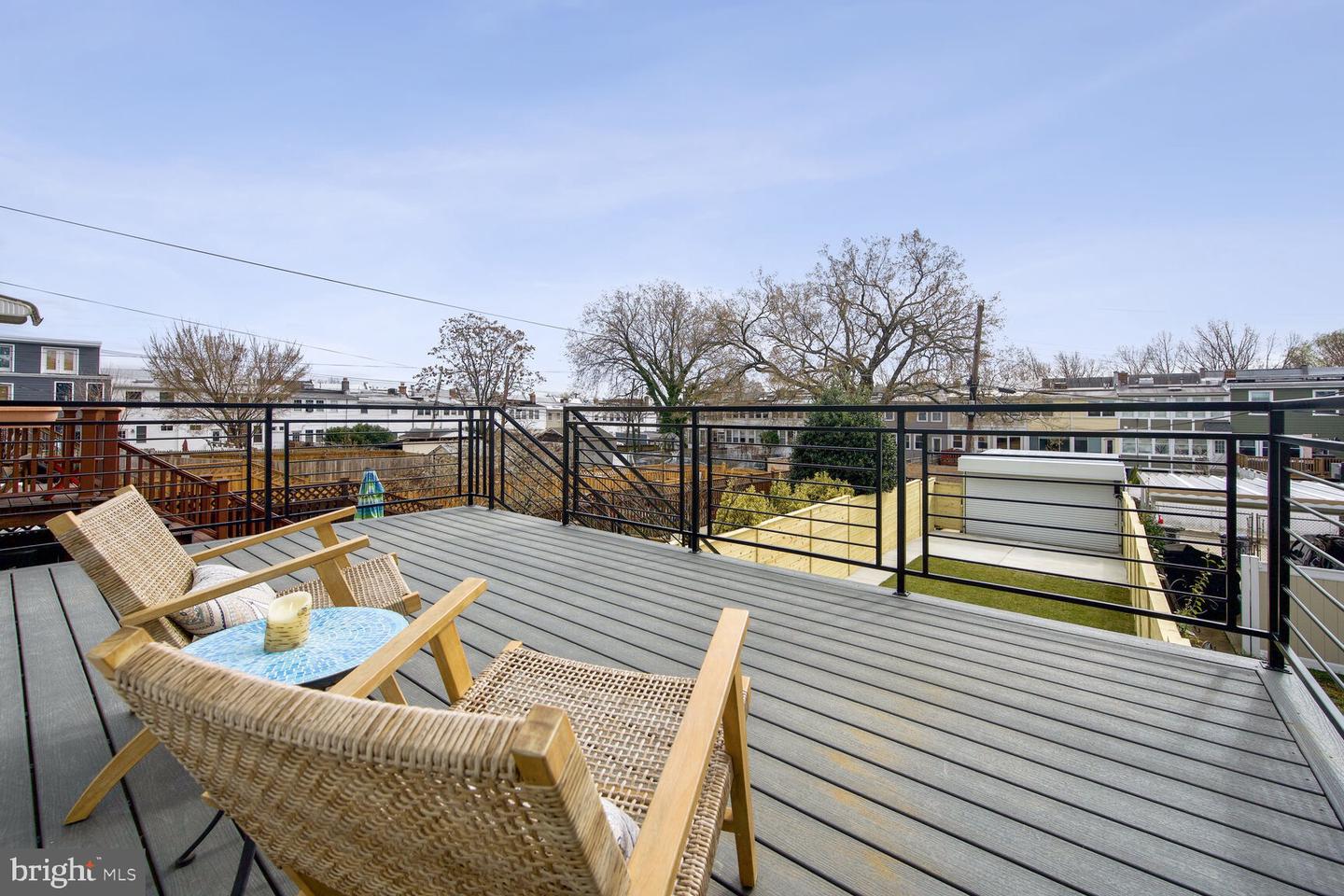 1312 Longfellow St NW