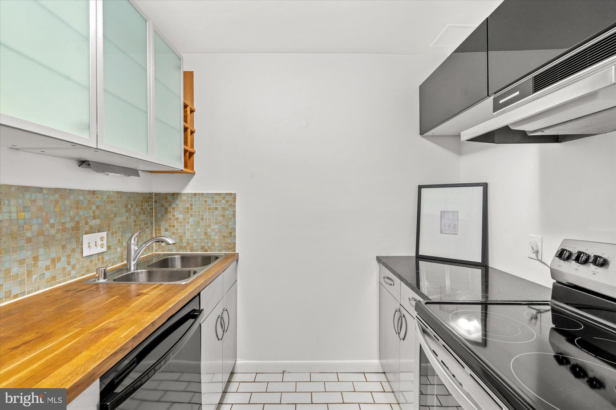 1313 Vermont Ave NW #11