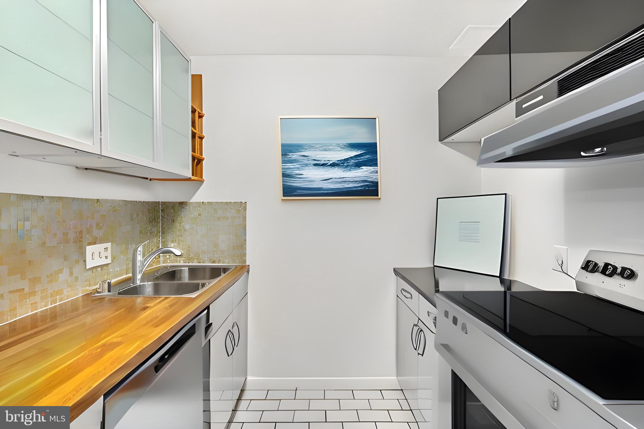 1313 Vermont Ave NW #11