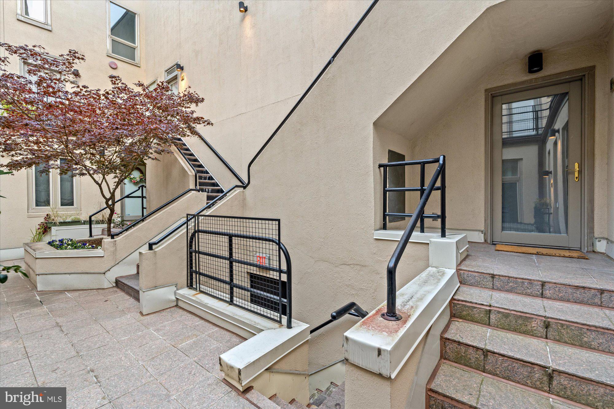 1313 Vermont Ave NW #11