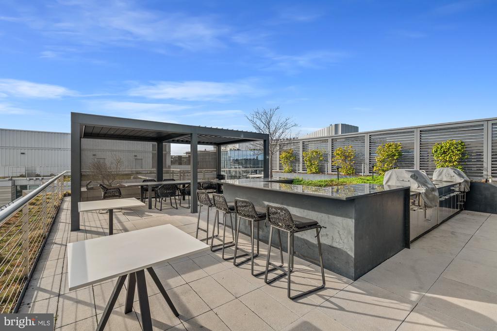 925 H ST NW #810