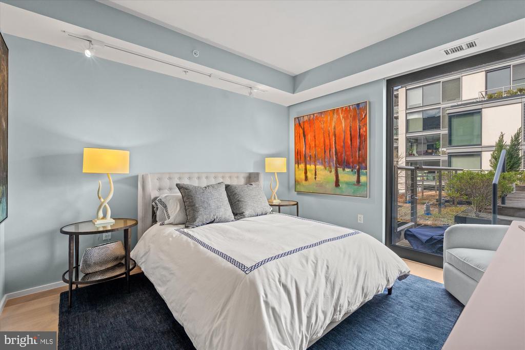 925 H ST NW #810