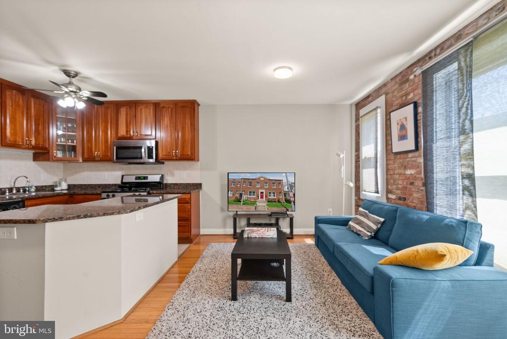 437 Manor Pl NW #2
