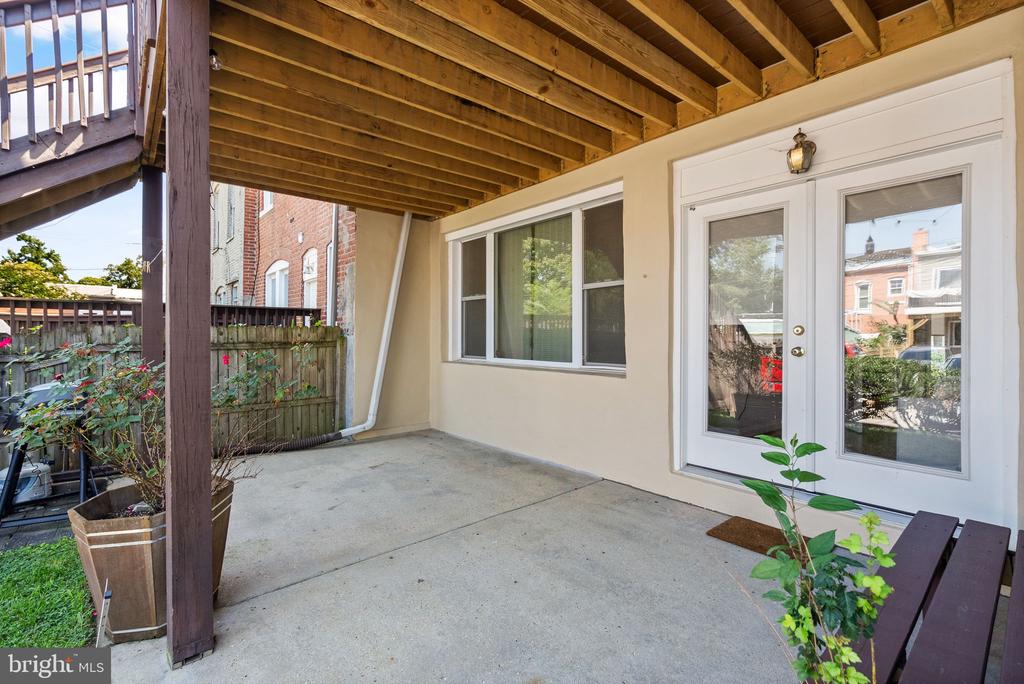 437 Manor Pl NW #2