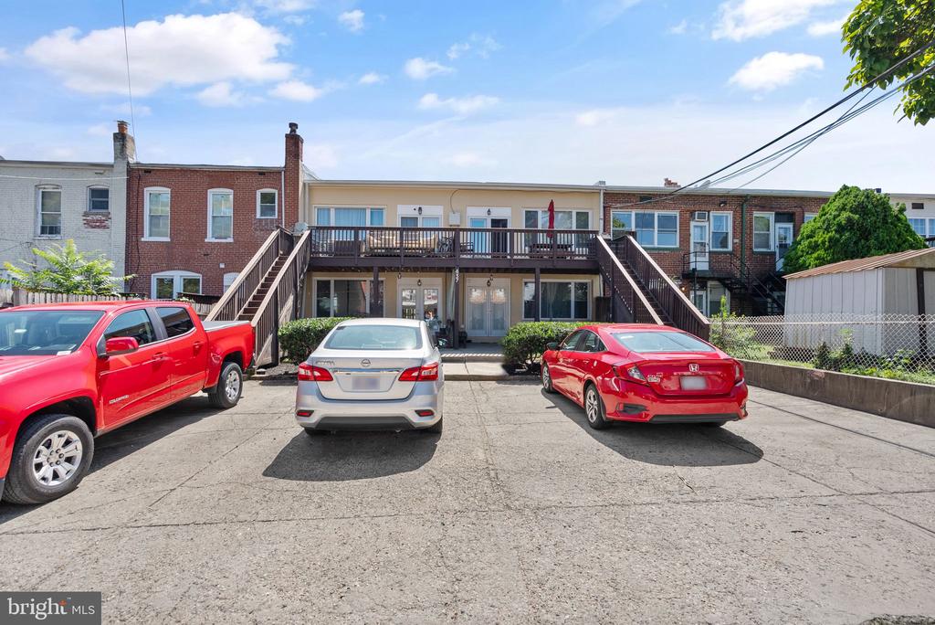 437 Manor Pl NW #2