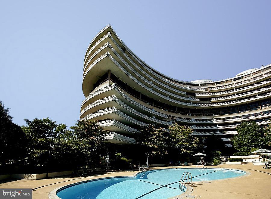 700 New Hampshire Ave NW #1518