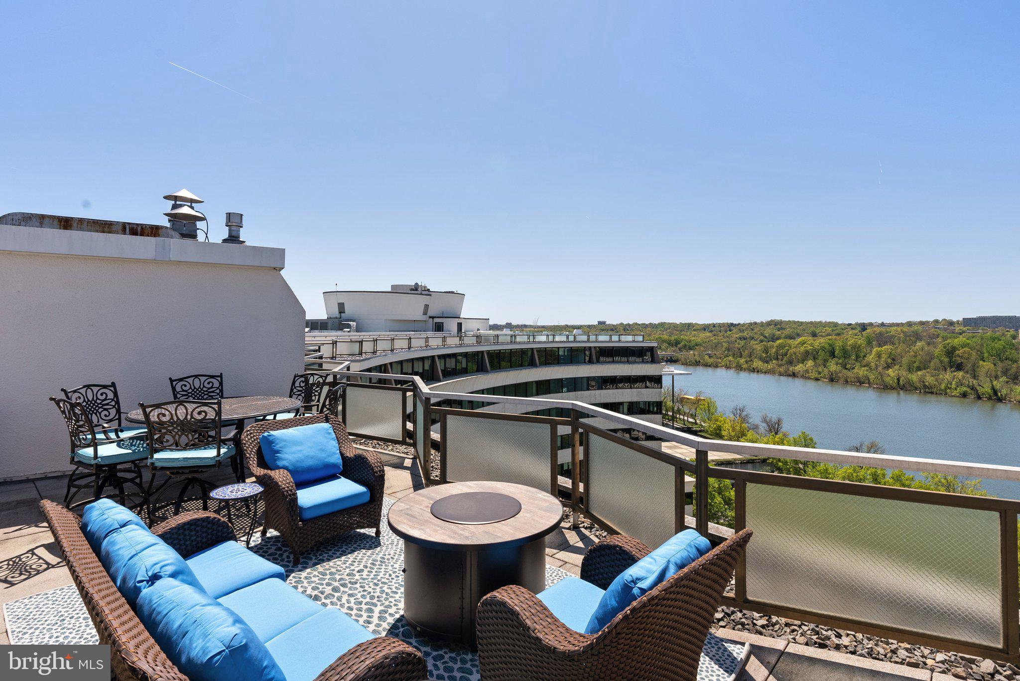 700 New Hampshire Ave NW #1518