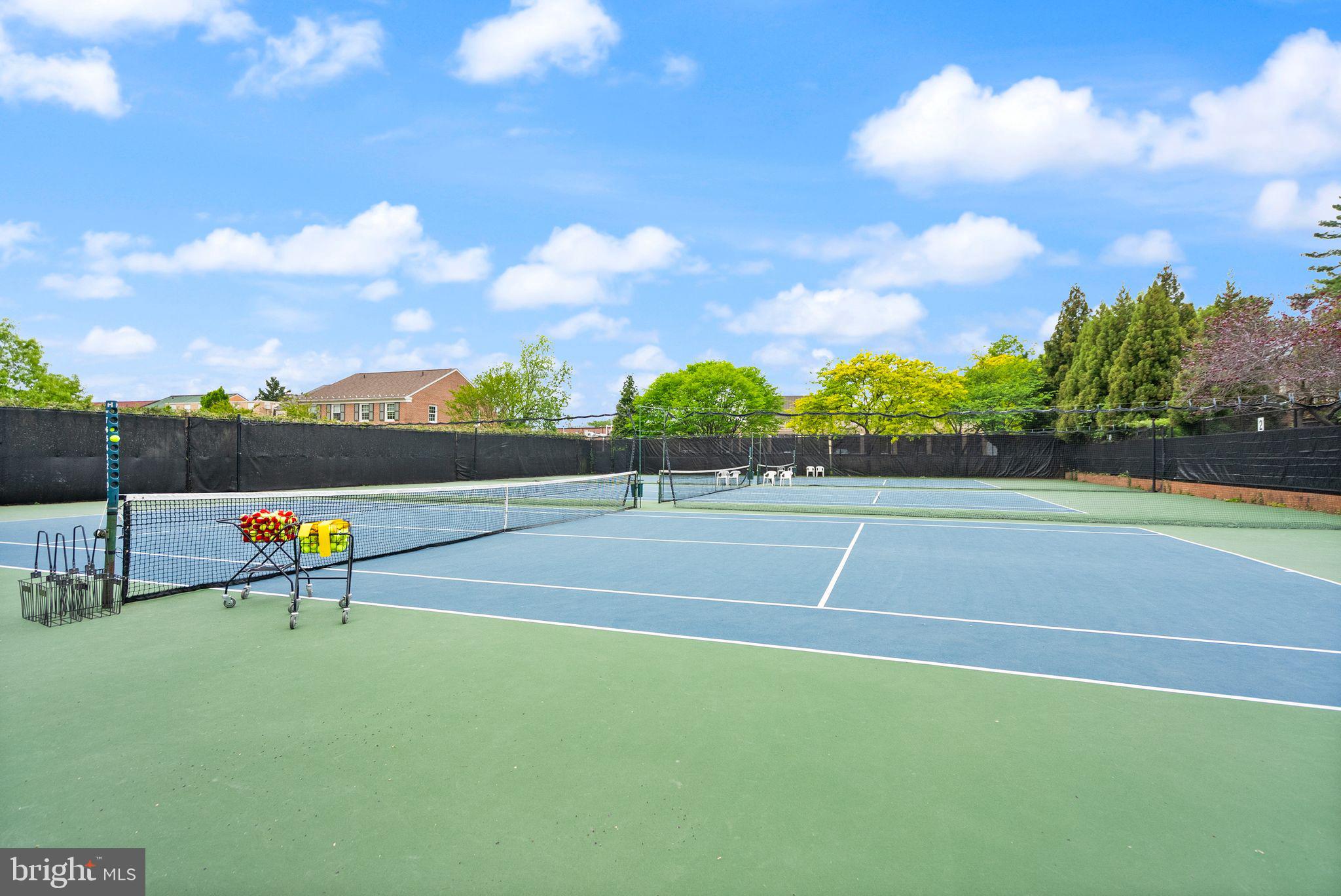 3267 Sutton Pl NW #C