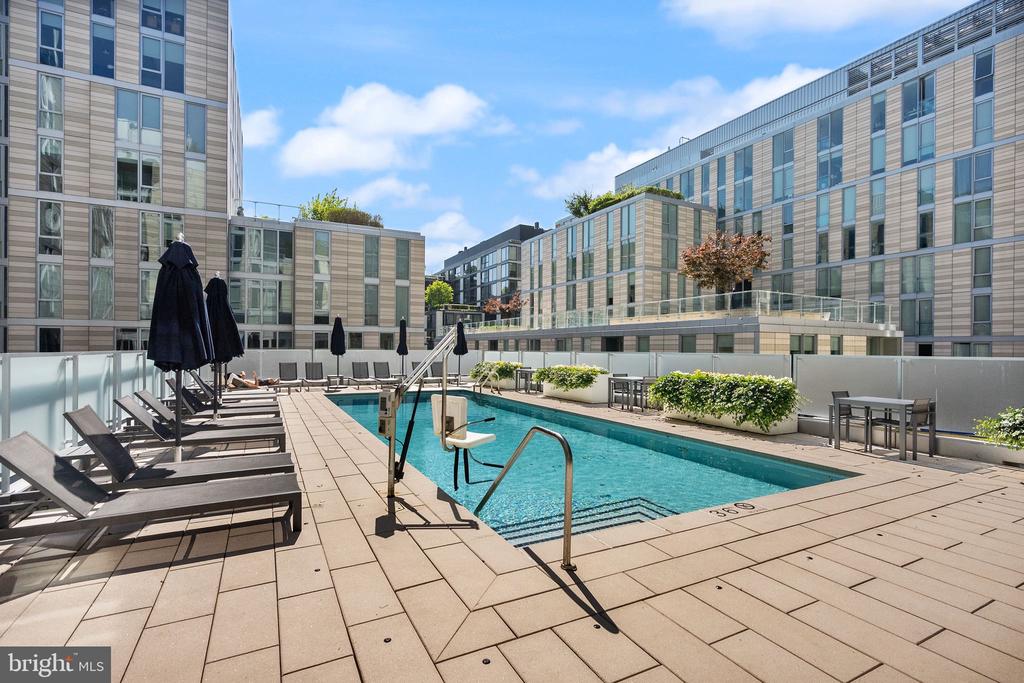 925 H St NW #810