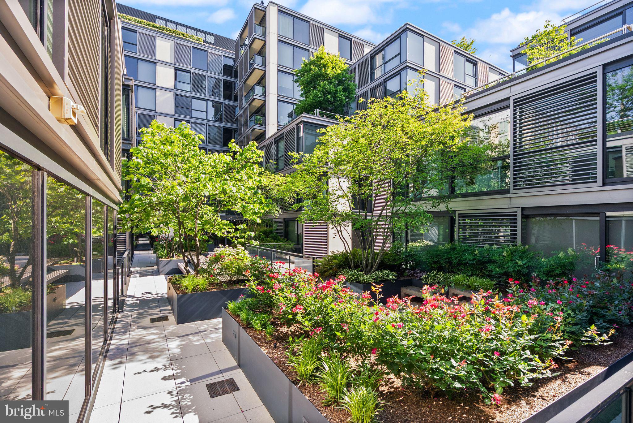 925 H St NW #810