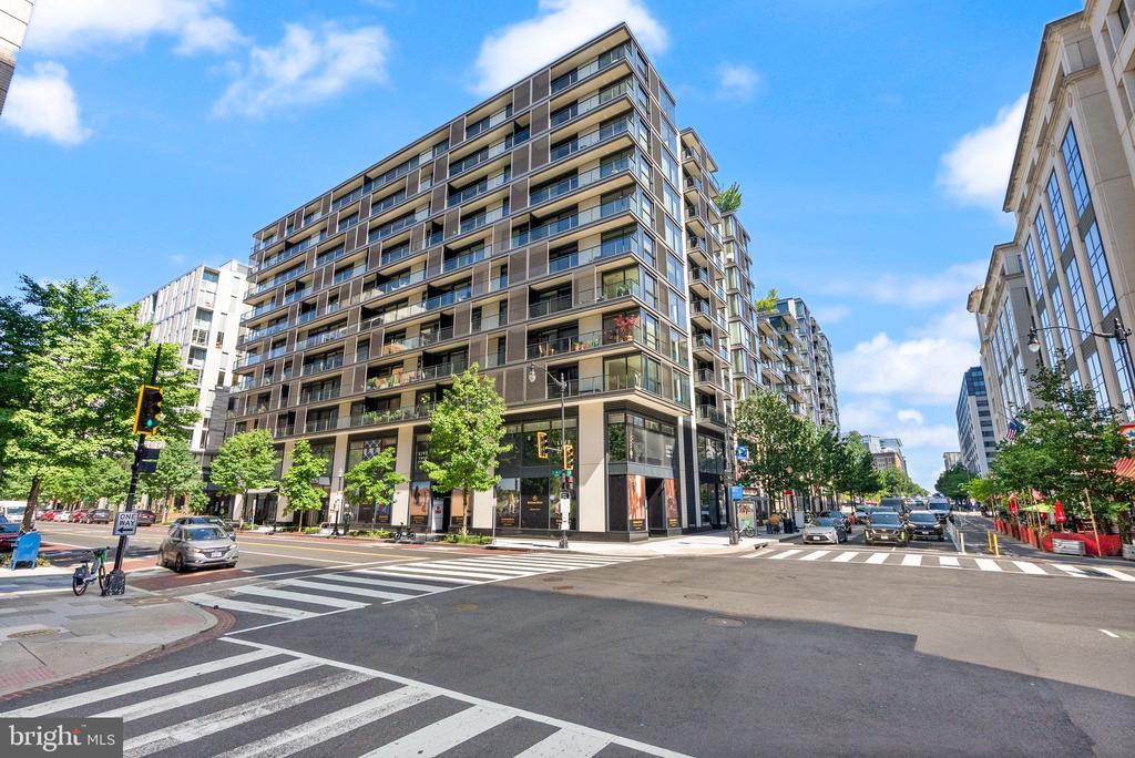 925 H St NW #810