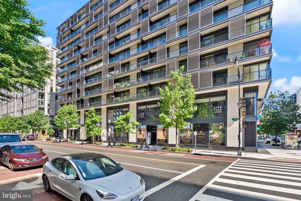 925 H St NW #810