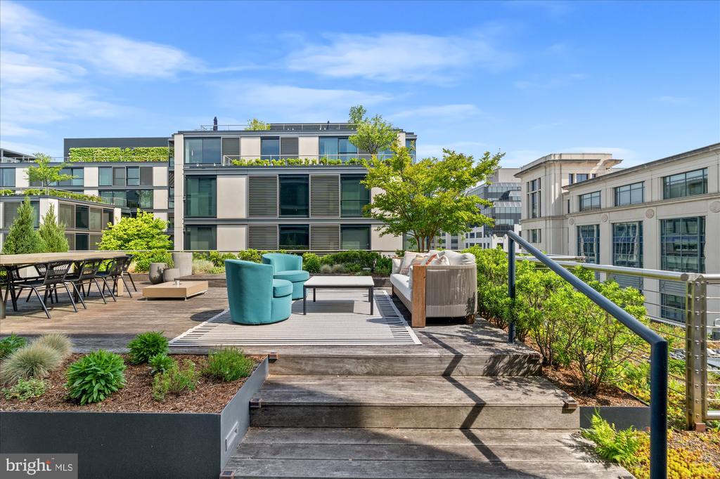 925 H St NW #810
