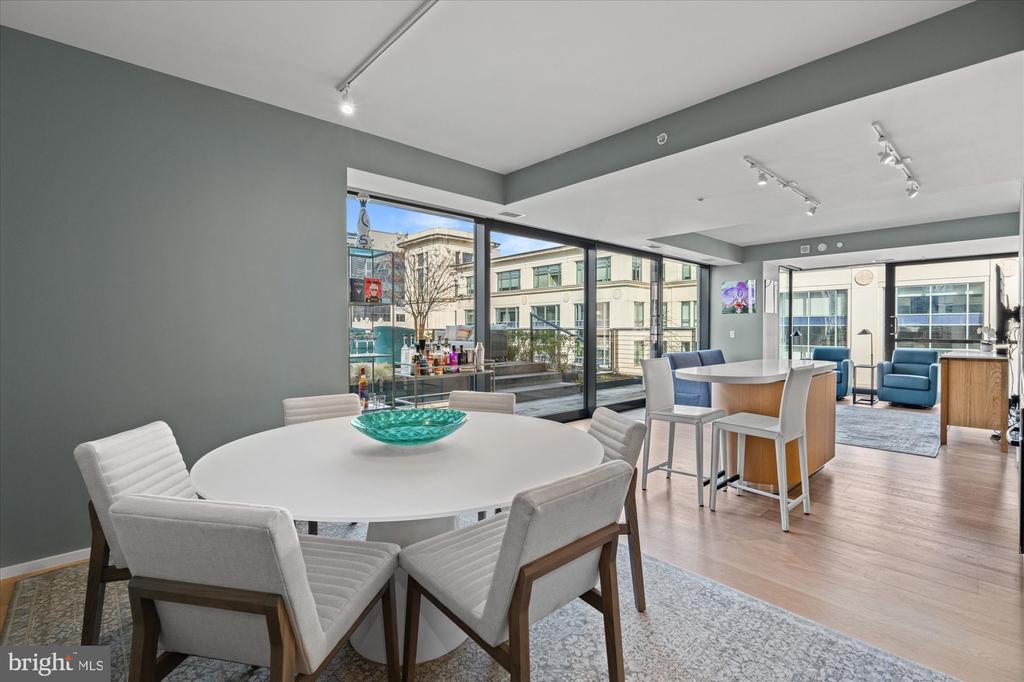 925 H St NW #810