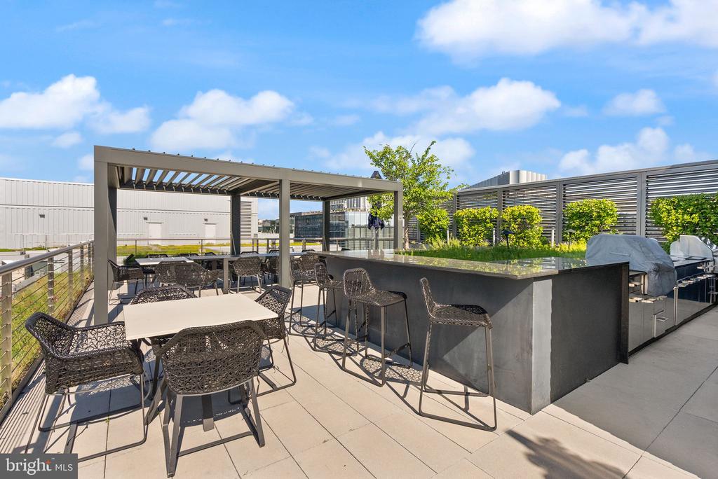 925 H St NW #810
