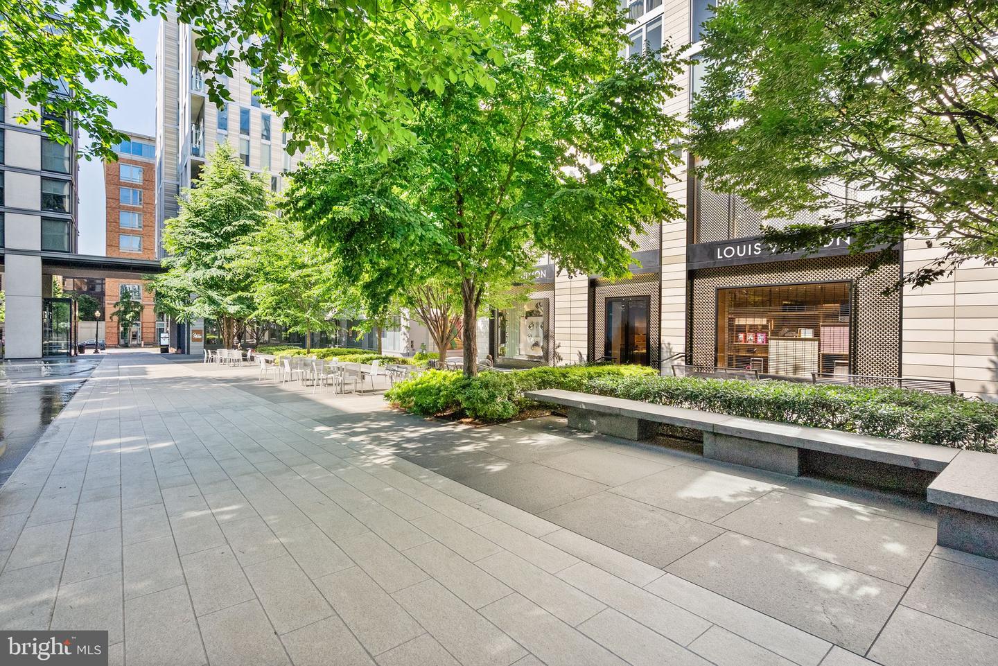 925 H ST NW #810