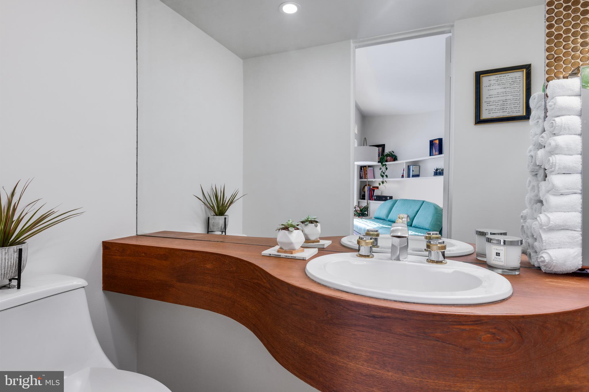 5500 Broad Branch Rd NW