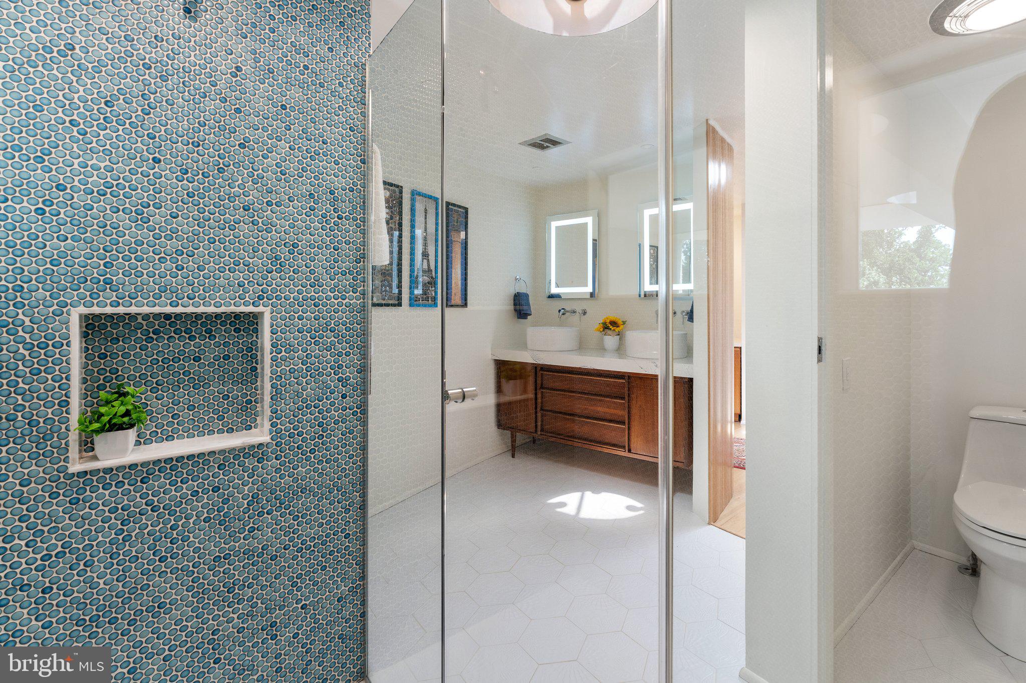 5500 Broad Branch Rd NW