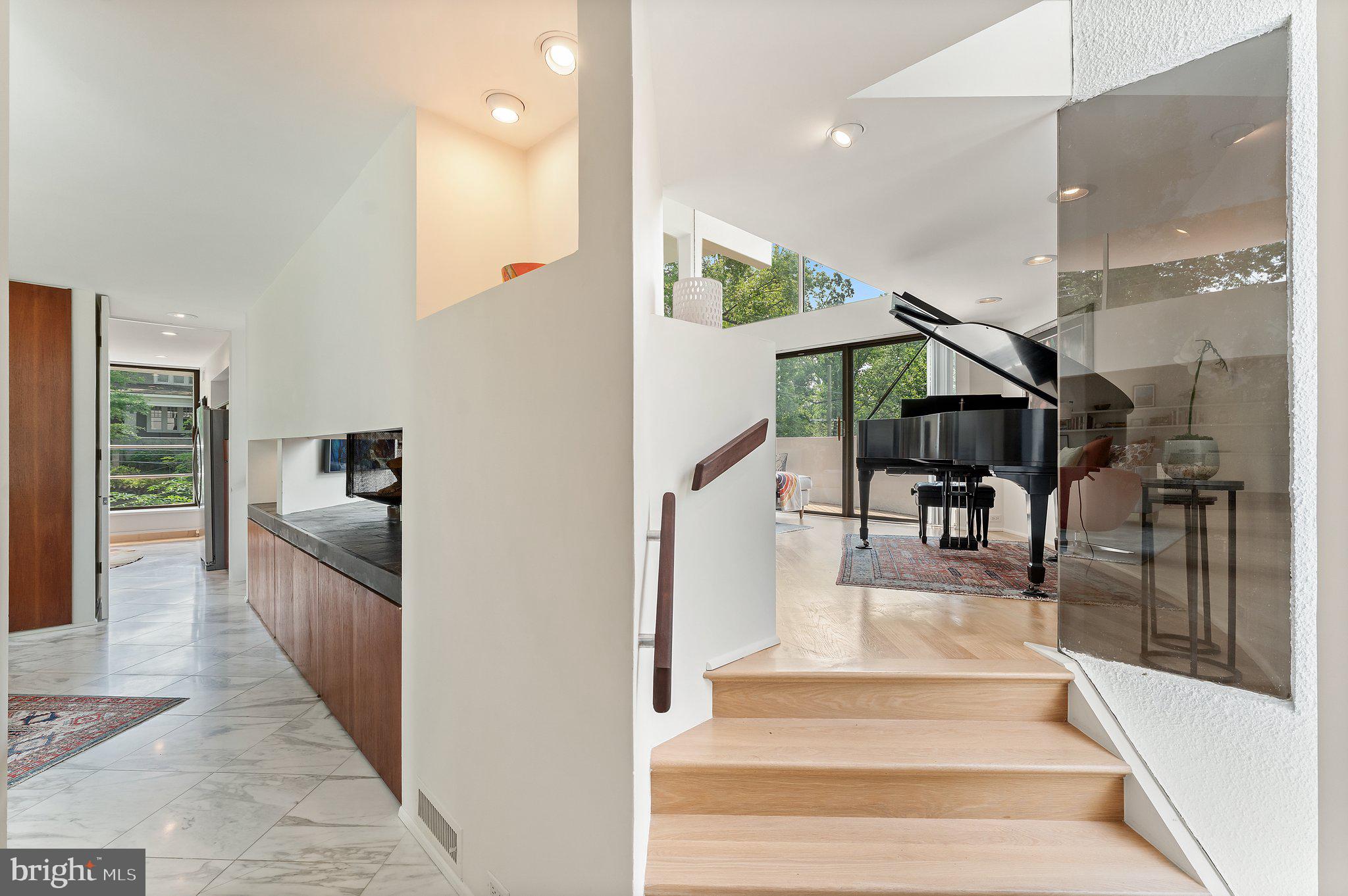 5500 Broad Branch Rd NW