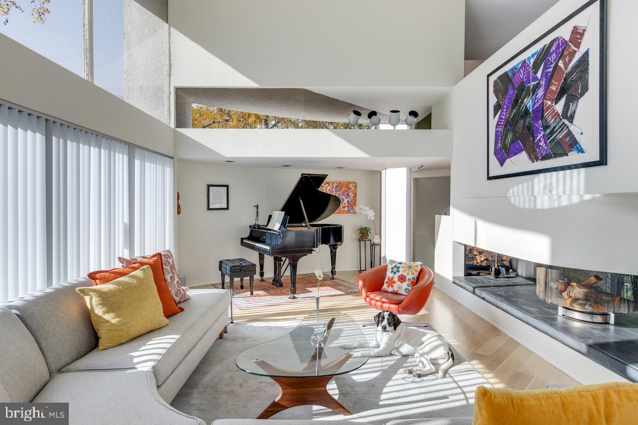 5500 Broad Branch Rd NW