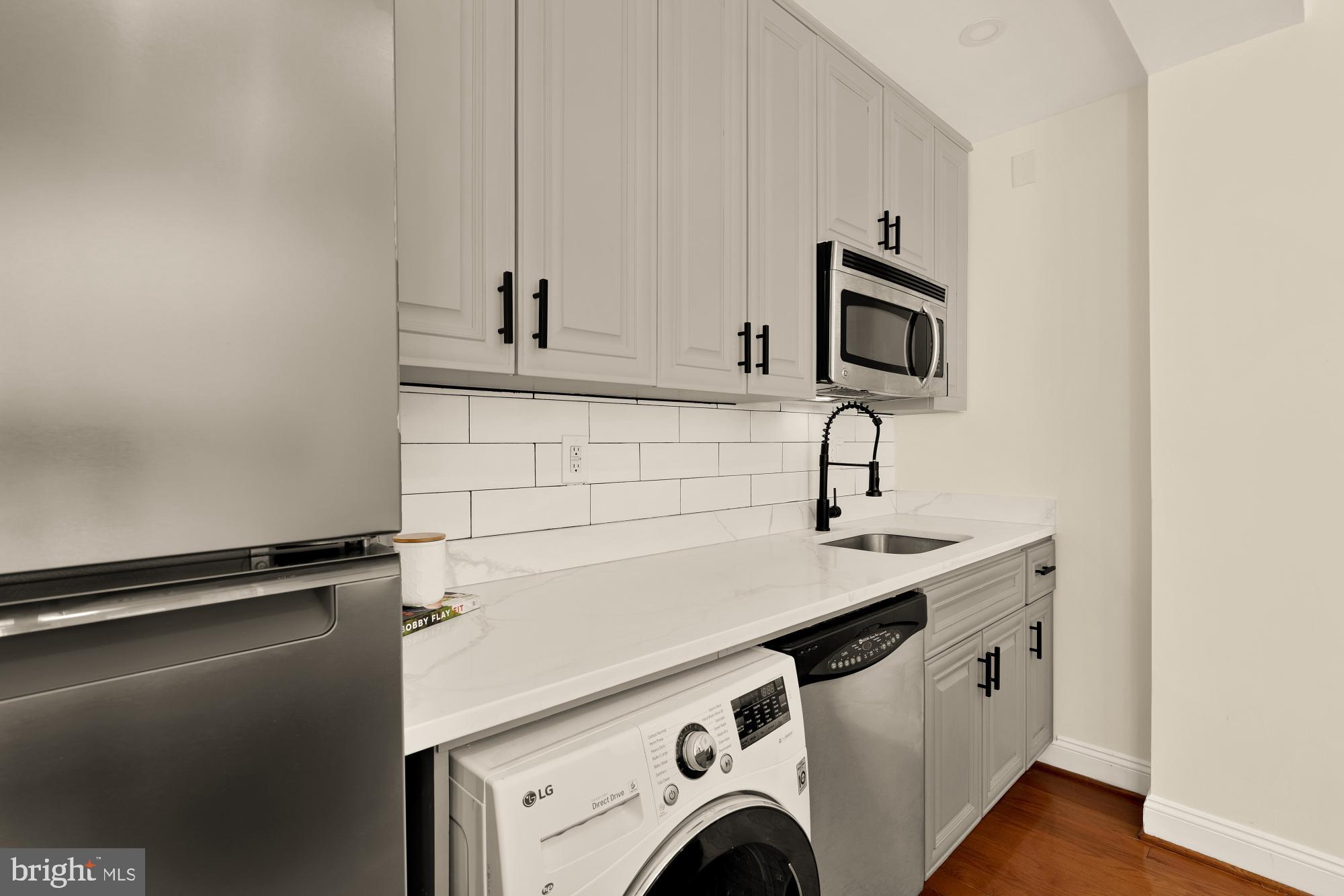 1125 12TH STREET NW 31