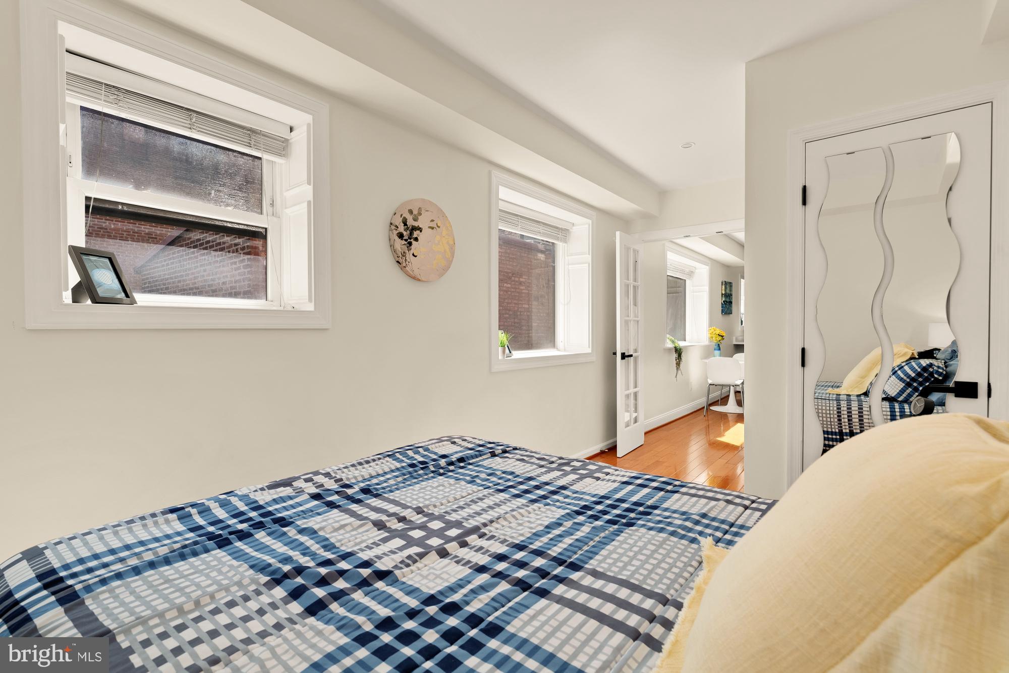 1125 12TH STREET NW 31