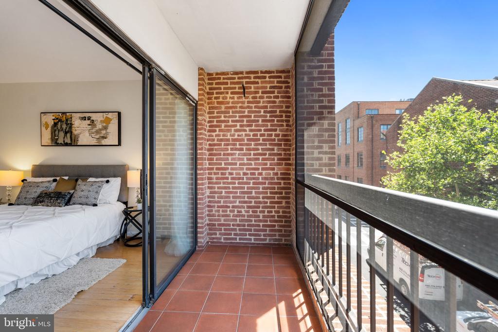 3225 GRACE STREET NW Unit: 226
