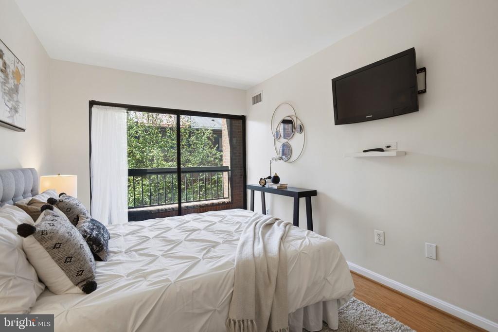3225 GRACE STREET NW Unit: 226
