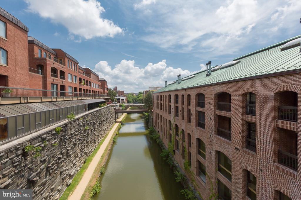 3225 GRACE STREET NW Unit: 226
